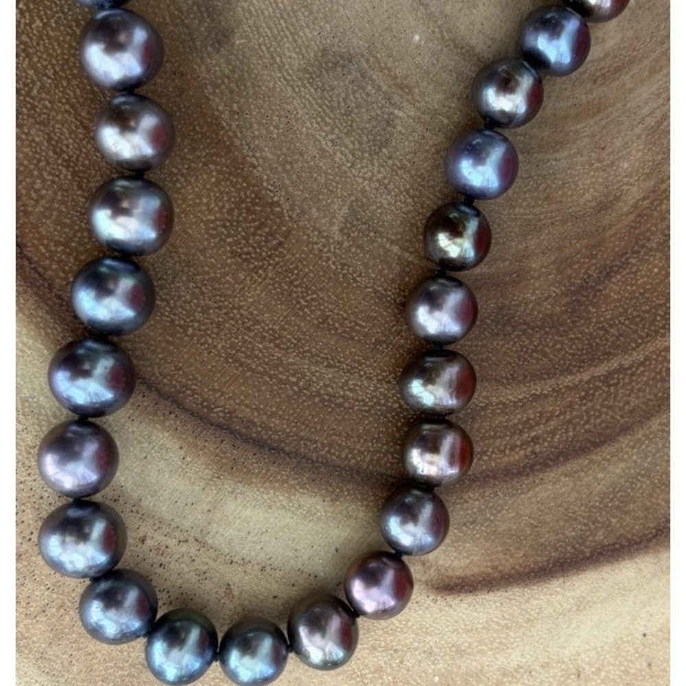 Genuine Peacock Tahitian Cultured Pearl Necklace with Sterling Silver Clasp - Picture 14 of 16